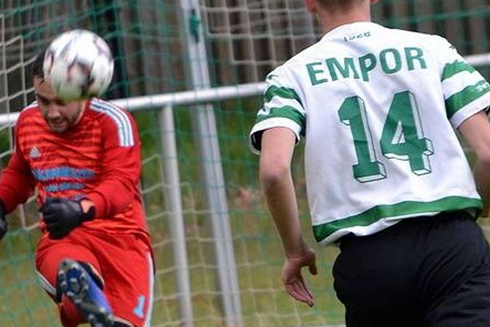 Jason Schwäbe trägt in der kommenden Saison das Trikot von Empor Schenkenberg.