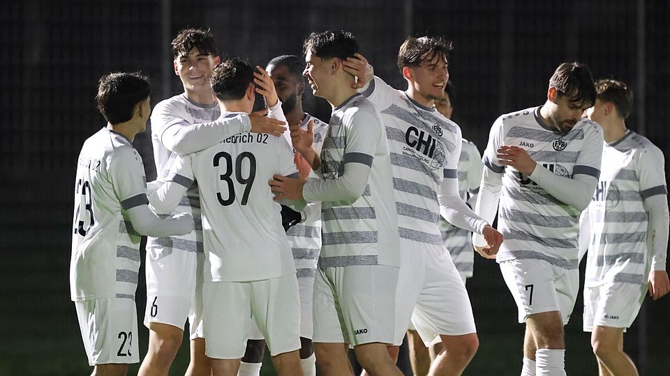 Der FV Biebrich 02 gewinnt deutlich und verdient im Achtelfinale beim Ligakonkurrenten Türkischer SV.