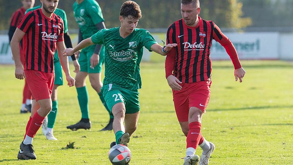 Willmering-Waffenbrunn (rechts Spielertrainer Jakub Süsser) kann nach Punkten mit Gegner Tännesberg gleichziehen.