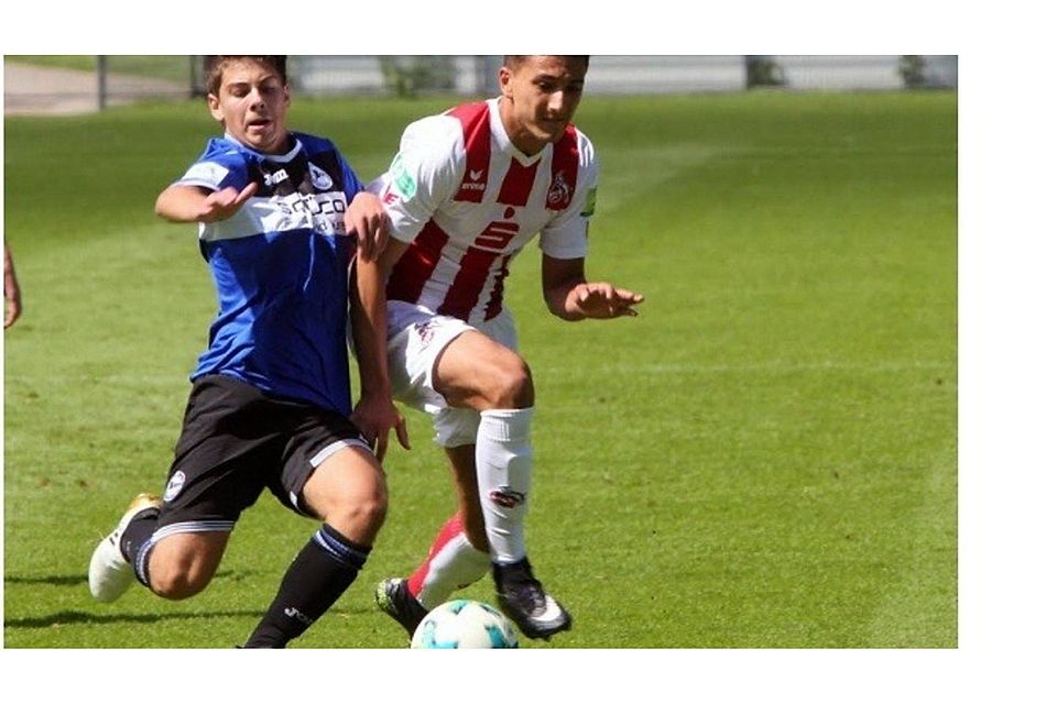 Elias Oubella (r.) tritt mit der U 17 des FC in Dortmund anFoto: Dahmen