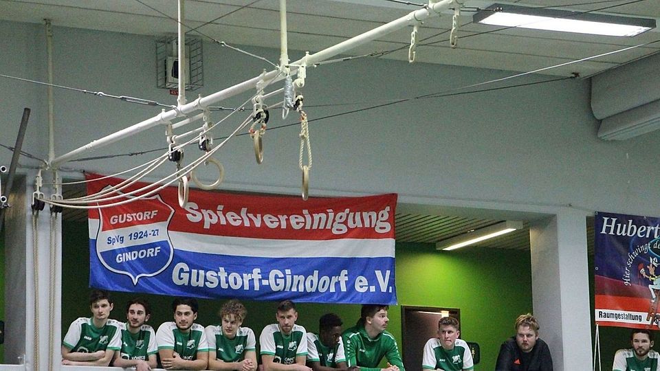 Am Freitag greift die ausrichtende SpVg Gustorf-Gindorf ins Turnier ein.