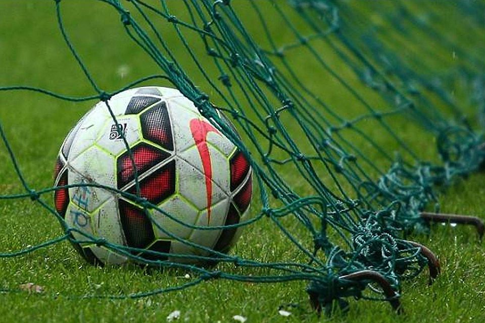 Ein klarer 5:1-Erfolg der Breitenthalerinnen steht nach dem ersten Spieltag der Frauen-Verbandsliga zu Buche.