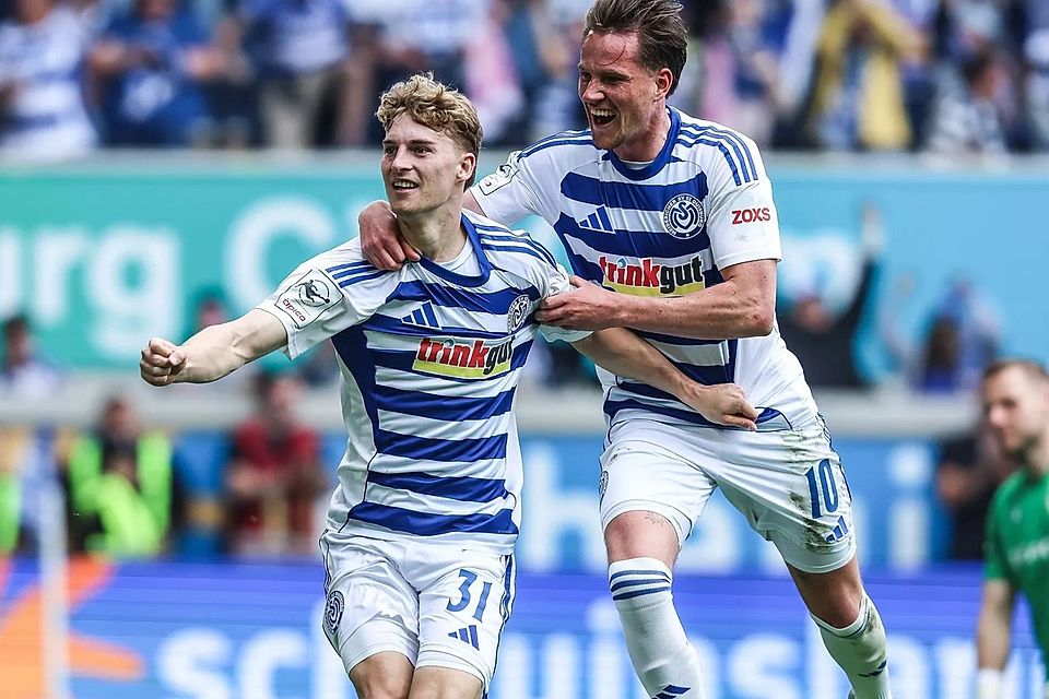 Domink Kother (li.) bleibt dem MSV erhalten. Domink Kother (li.) bleibt dem MSV erhalten.