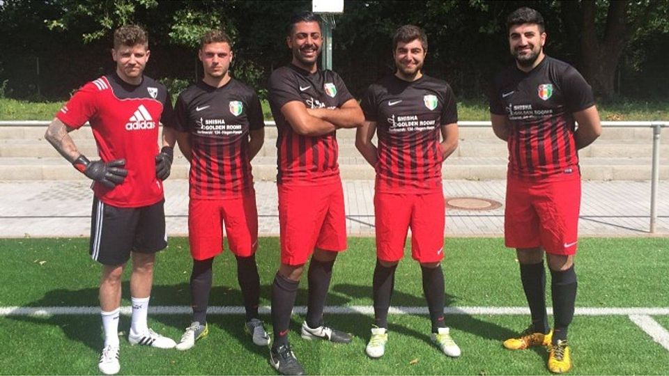 Marcel Jäger, Leonardo Fazio, Kadir Yilmaz, Erkan Erdem und Ozan Akdogan. F: Billy John Neumayer