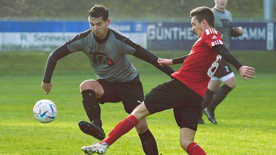 Der SC Luhe-Wildenau (rotes Trikot) stellt ab nächster Saison wieder eine eigenständige zweite Mannschaft.