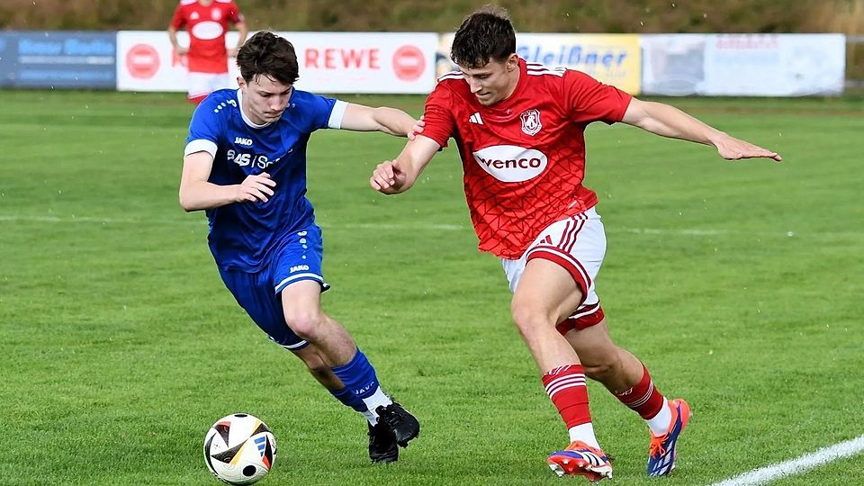 Ales Demeter (rechts) verlässt die SpVgg Vohenstrauß schon im Winter.