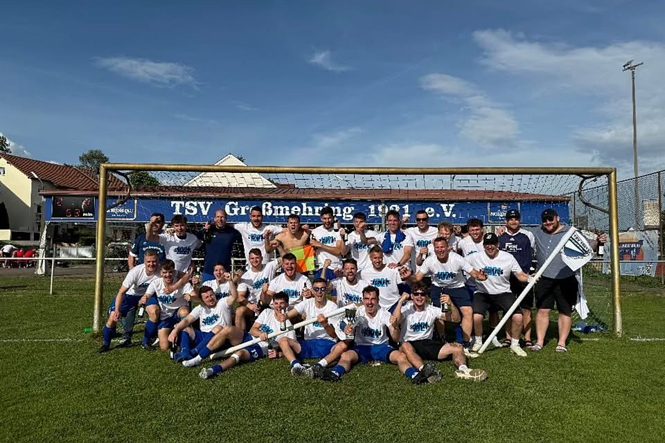 "Kreisliga – Wir kommen!" "Kreisliga – Wir kommen!"