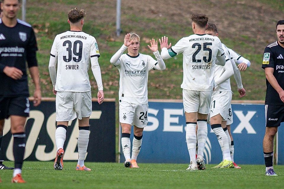 Gladbach feiert Sieg.