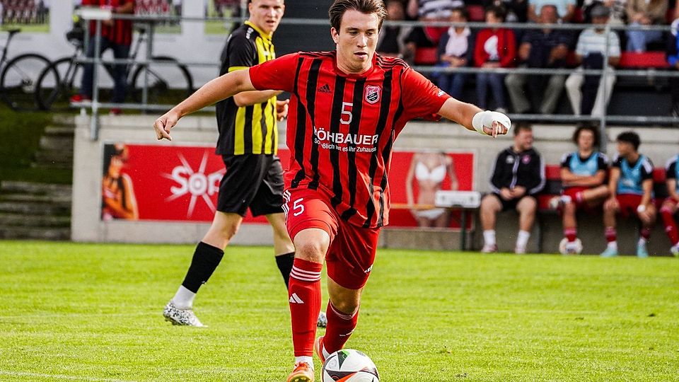 Jonas Held und der SC Luhe-Wildenau wollen unbedingt mit einem Heimsieg auf die Kirwa.