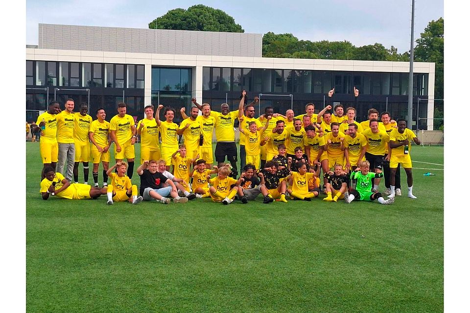 Meister in der Kreisliga B: Alemannia Aachen II schafft den Sprung in die Kreisliga A. Meister in der Kreisliga B: Alemannia Aachen II schafft den Sprung in die Kreisliga A.