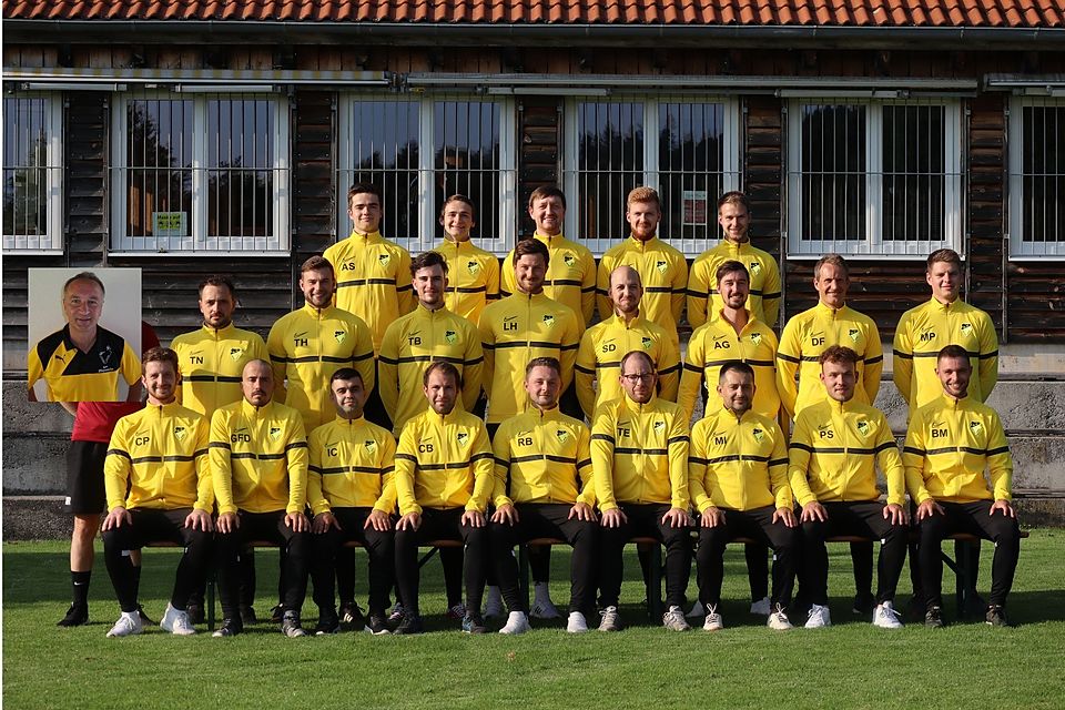 Die Mannschaft des SV Frickenhofen in der Saison 2021/22.