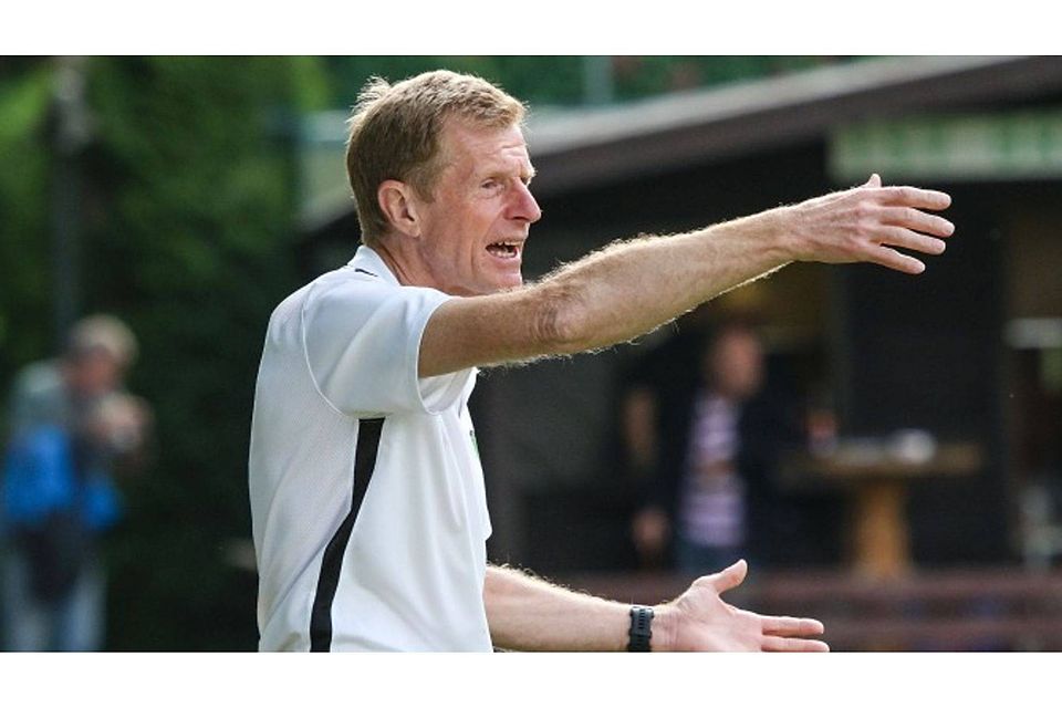 TSV Brunnthal-Trainer Matthias Betzler rechnet gegen Antdorf mit dem nächsten Sieg.  Foto: Christian Riedel 