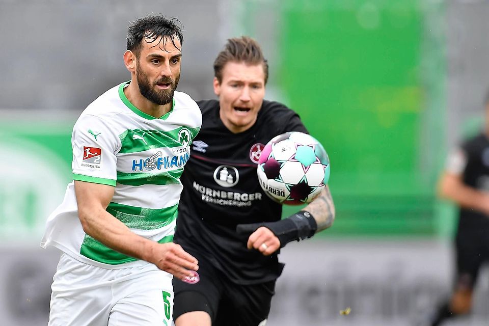 3. Liga statt Oberhaus: Mergim Mavraj verlässt die SpVgg Greuther Fürth nach dem Bundesliga-Aufstieg und schließt sich Türkgücü München an.