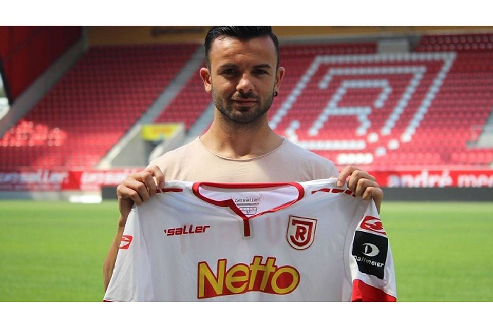 Albion Vrenezi verlängert vorzeitig bis 2021. Fo: SSV Presse