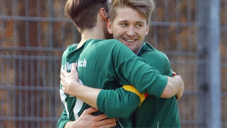 Sascha Blessing (rechts) traf im Spiel gegen Lauchhau-Lauchäcker zur zwischenzeitlichen 2:1-Führiung. Foto: Archiv: Pressefoto Baumann
