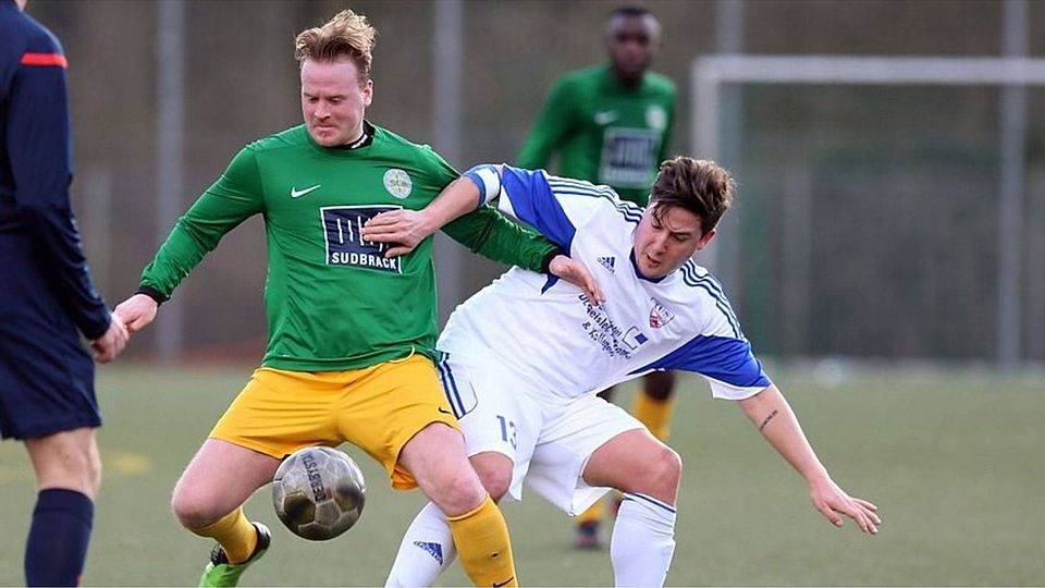Übernimmt den Trainerposten bei der FC Viktoria Backnang: Marc Smith (links, hier in seiner Zeit bei SC Bielefeld). 