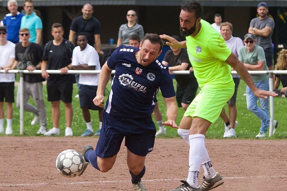 Ratingens Zweite muss einen 3:0-Vorsprung "nur" über die Zeit retten.
