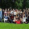 2002 feierte der SV 08 Laufenburg in Durbach den Aufstieg in die Verbandsliga. In der vordersten Reihe des Jubelfotos: die Durbacher Weinprinzessin.
