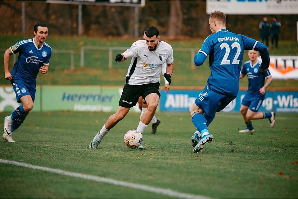 Isaak Akritidis bleibt dem 1. FC Bocholt erhalten.