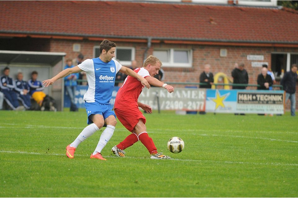 Hart umkämpft war die Partie zwischen BW Papenburg und dem Haselünner SV.  F: Dirk Hellmers