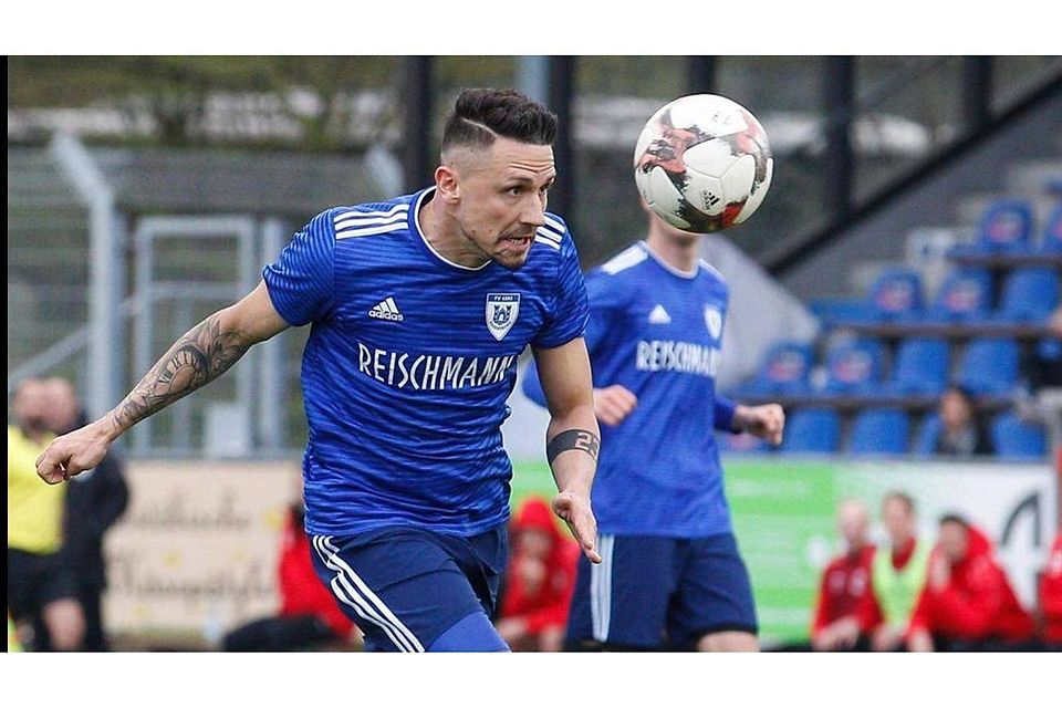 Allrounder Bartosz Broniszewski ist beim Fußball-Oberligisten FV Ravensburg derzeit auch ein bisschen als Übersetzer gefragt. (Foto: Rolf Schultes)