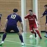 Futsal-Spielgruppenfinale der Gruppe West in Peiting. Vorrundenspiel zwischen dem TSV Peiting (in Rot) und dem FC Kosova Schongau am 14. Dezember 2024.