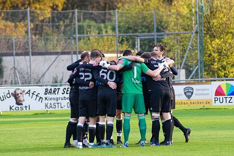 Trotz Unterzahl konnte der Tabellenführer TSV Kastl im Heimspiel gegen den TSV Buchbach II mit 3:1 gewinnen.