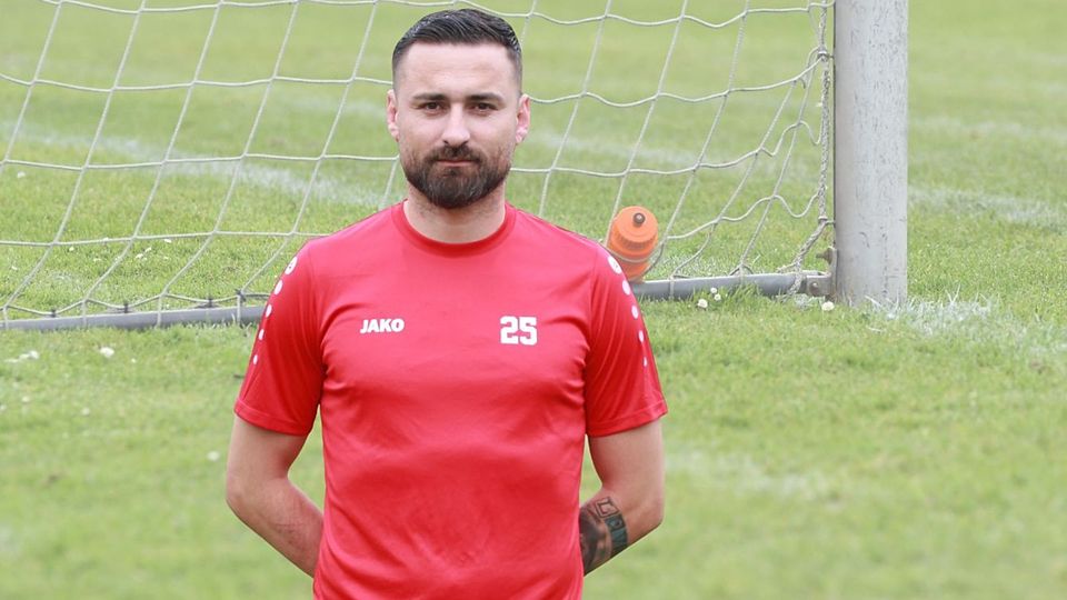 Mesanovic: Knie kaputt, Traum geplatzt und jetzt Keeper in der A-Liga