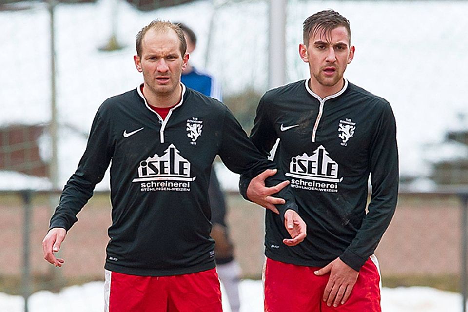 Hinstehen und nichts zulassen: Die Bonndorfer Benjamin Gallmann (links) und Dominik Kohler wollen mit ihren Teamkollegen die 2:6-Hinspielniederlage gegen den FC Villingen II wettmachen. | Foto: Scheu