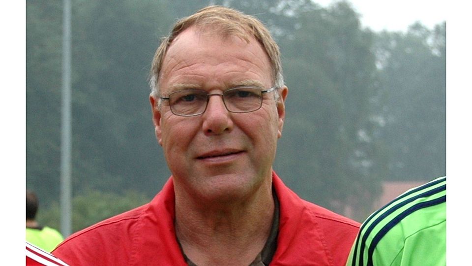 Bleibt auch in der kommenden Saison SV-Trainer: Dieter Vernimb. Foto G. Holsten