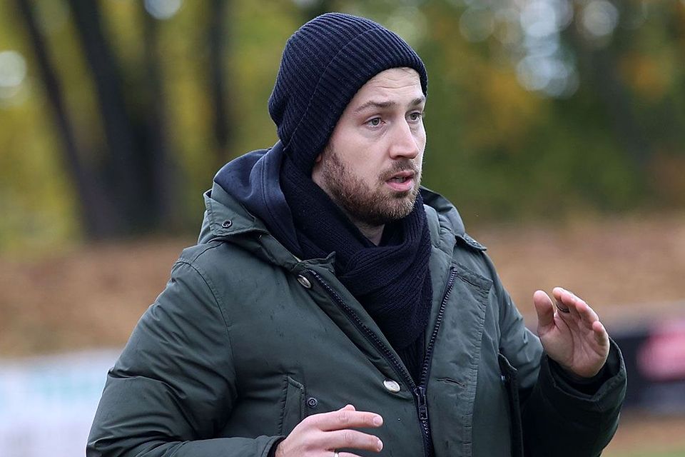 Andreas Hartl war glücklich über den Sieg beim Torspektakel des TSV Dorfen.