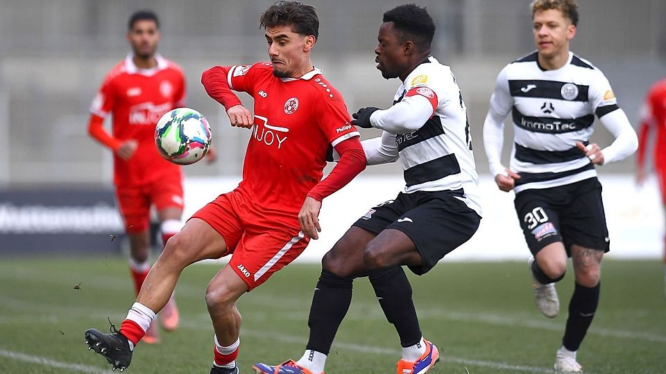 Schermbeck (in Rot) und Wattenscheid waren zum Auftakt siegreich (Archivfoto).