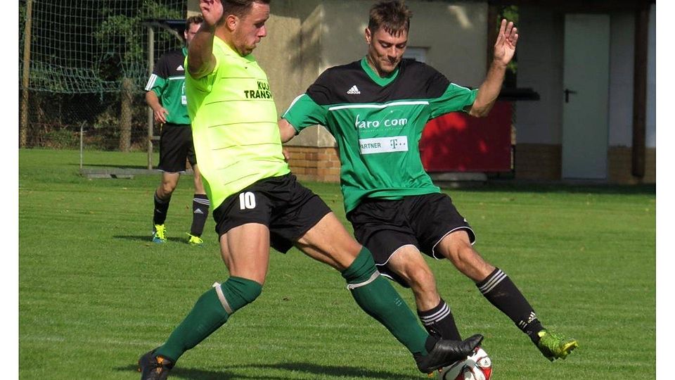 Für Florian Günther (l.) und Co. hieß es gegen Wacker Ströbitz II am Ende lediglich 1:1. F: Voigt