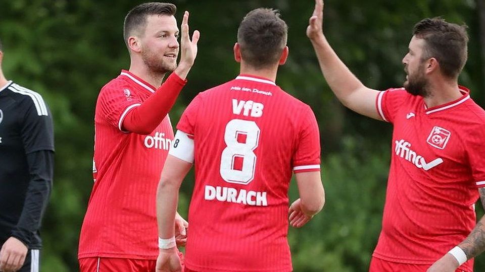 Gut gemacht: Nach dem 6:2-Sieg gegen den TV Haldenwang winkt dem VfB Durach II der Bezirksliga-Aufstieg.