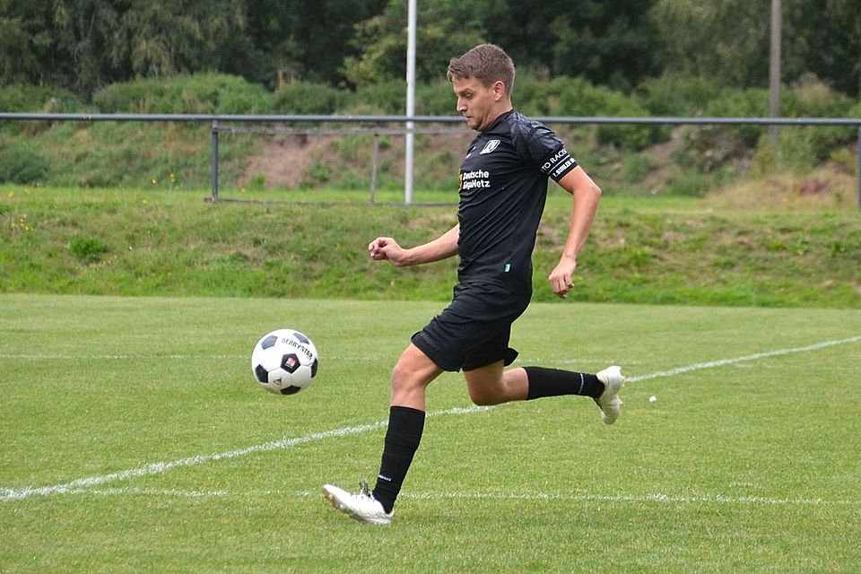 Paul Eckstein könnte mit Suhl von der Kreisoberliga in die Thüringenliga durchmarschieren. Paul Eckstein könnte mit Suhl von der Kreisoberliga in die Thüringenliga durchmarschieren.