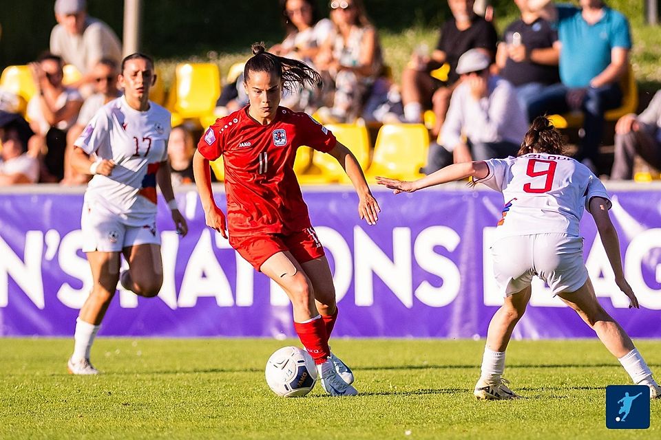 Charlotte Schmit und ihre Teamkolleginnen stehen vor einer hohen Hürde