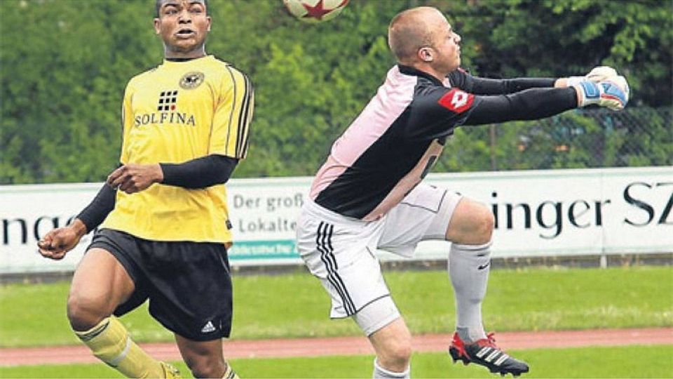 Garant für den wichtigen Tore beim SEF: Adinane Ouro-Body markierte erneut die ersten beiden Treffer beim 3:0 gegen den TSV Wartenberg, das den Domstädtern beste Perspektiven auf die Meisterschaft eröffnet.