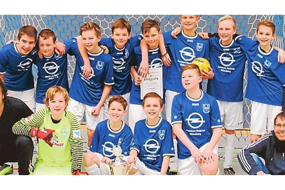 Ohne Niederlage zum Titelgewinn in der Halle: die D-Junioren des FC Rastede. Verein