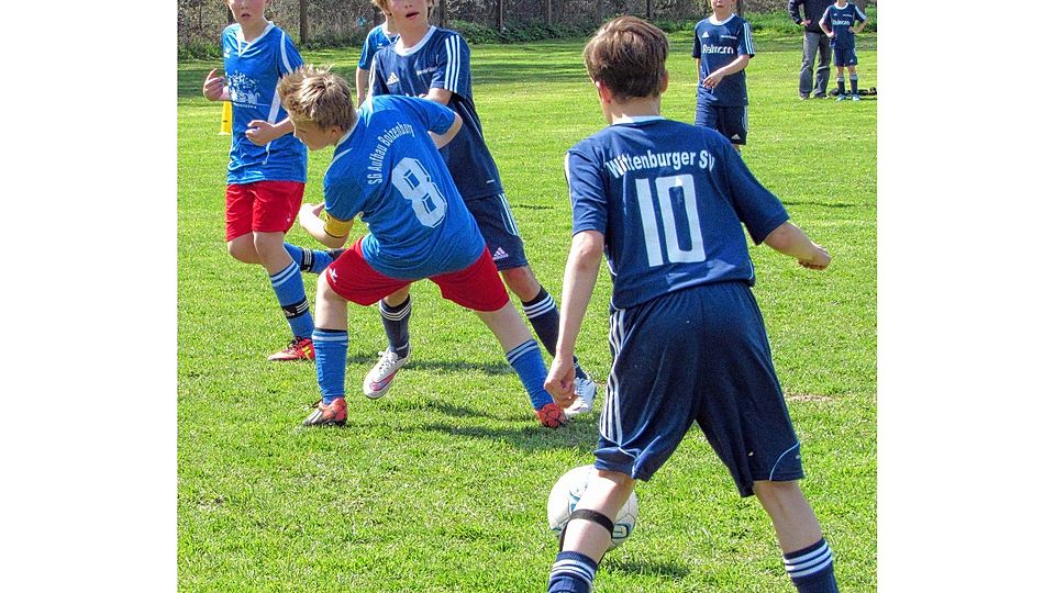 Torgefährliches Duo: Alexander Ley (M.) und Yannic Harsdorf (10) trafen fünfmal für den WSV.lena harsdorf