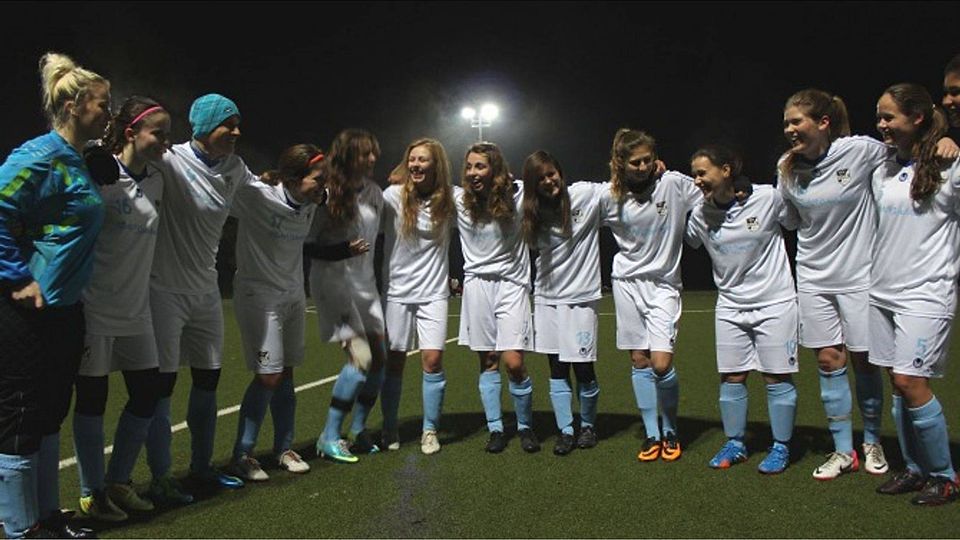 Tabellenführung zurückerobert, Herbstmeistertitel gefeiert – das Frauenteam des TSV Solln. Gratulation!