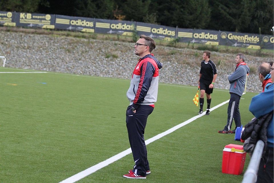 Lams Trainer Manfred Stern muss auf zahlreiche Spieler am Samstag verzichten    Foto: Mühlbauer