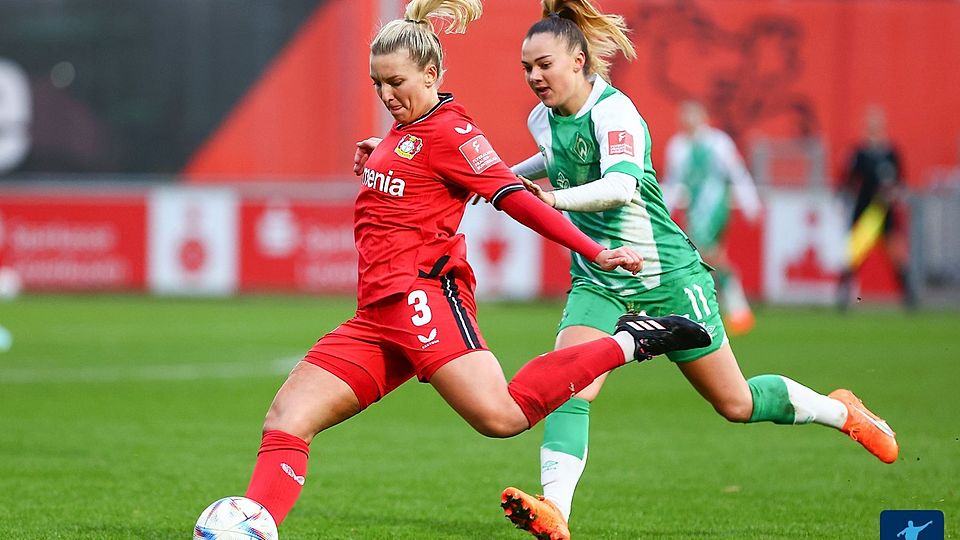 Bayer Leverkusens Frauen sind am Sonntag bei der SGS Essen gefordert.