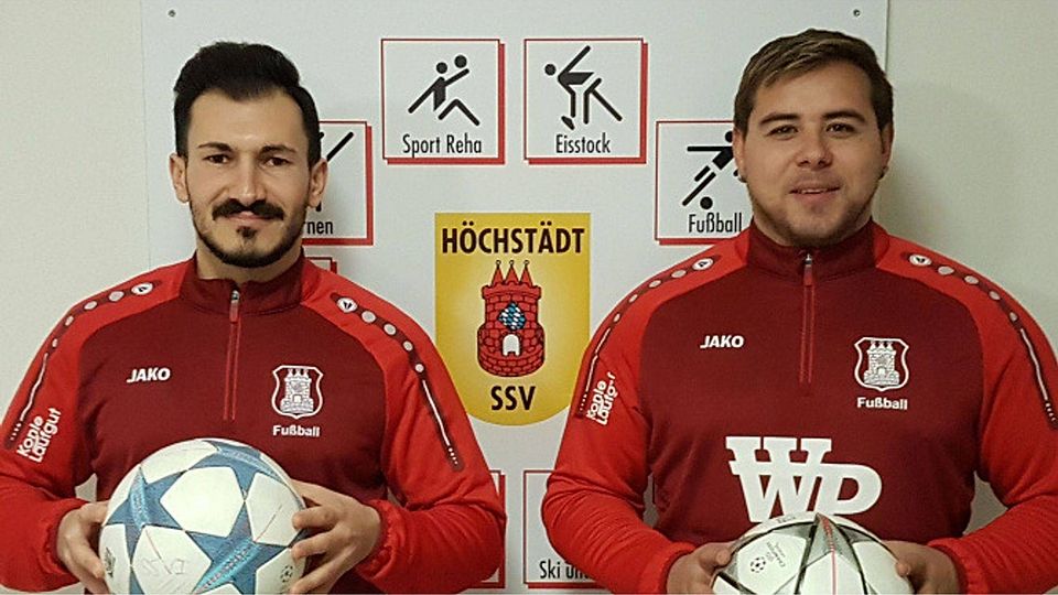 Ünal Tosun (links) und Tobias Herrle bleiben ein weiteres Jahr die Höchstädter Trainer.