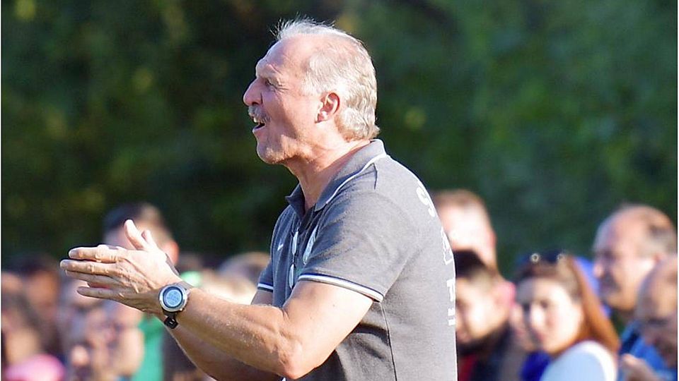 Trainer Ludwig Brenner hofft, dass seine Spieler schnell das Gefühl für die Raumaufteilung zurückgewinnen.