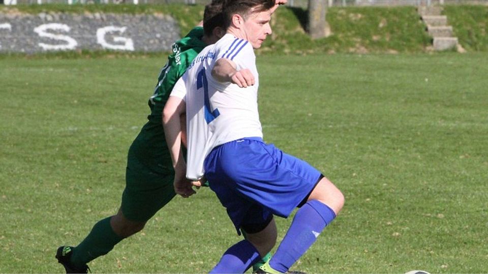 Beim 2:0 in Lütter als Torvorbereiter im Einsatz, will Dominik Papsch  mit der SG Freiensteinau die Erfolgsserie auch am Sonntag gegen Weyhers fortsetzen. 	Foto: Görlich