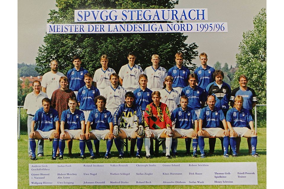 Mit dieser Mannschaft schaffte die SpVgg den Aufstieg in die eingleisige Bayernliga!