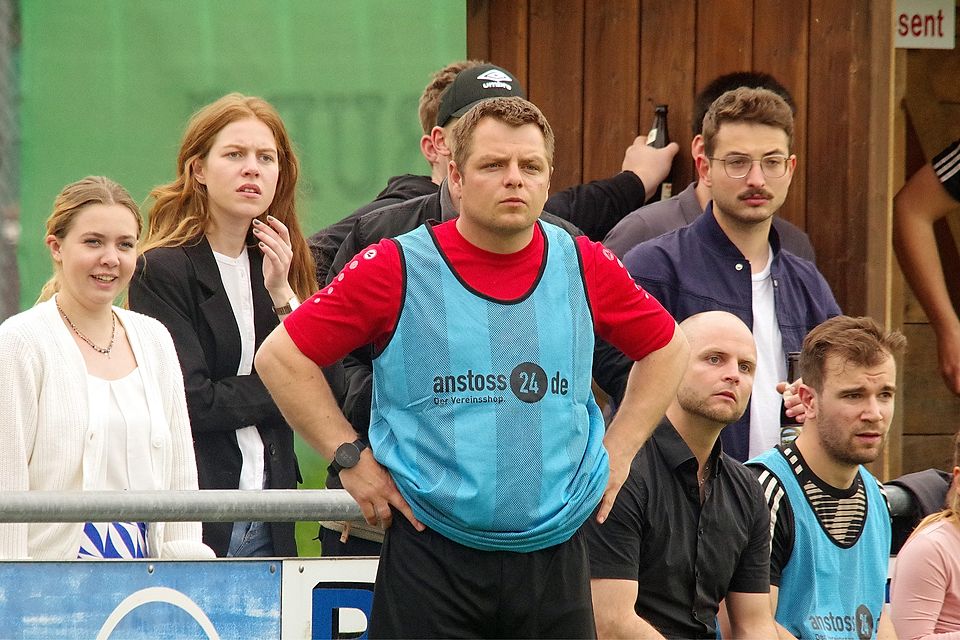 Trainer Martin Landeck bleibt dem SV Wiesent über die Saison hinaus erhalten.