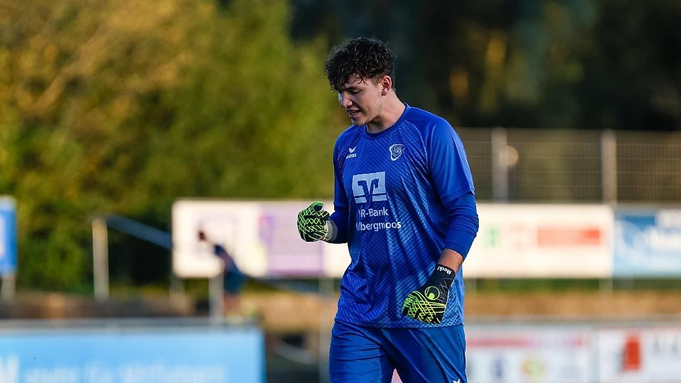 Stark auf der Linie und im Eins-gegen-Eins: Keeper Muck Riedmüller startet beim VfB Hallbergmoos richtig durch. Und er hat mit der Mannschaft noch einiges vor.