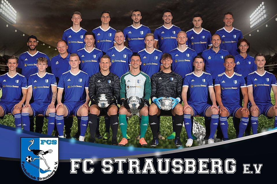 Die Oberliga-Mannschaft des FC Strausberg.