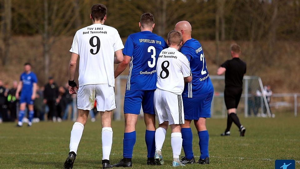In der Vorsaison tat sich Großengottern noch schwer beim Aufsteiger. Dieses Mal lief es für die Gäste in blau deutlich besser.